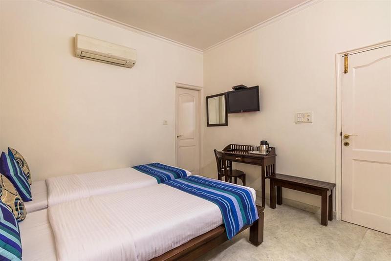 Mehra Residency At The Airport Hotel Ню Делхи Екстериор снимка